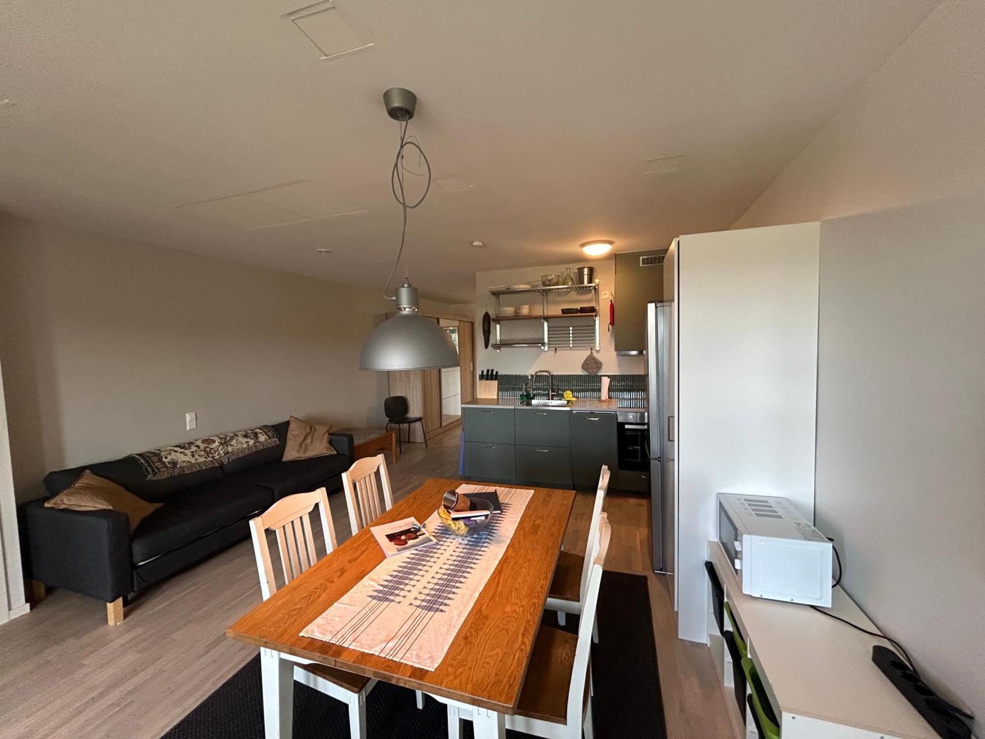 Newly Built Bright Apartment, Close To Everything If You Want To Visit Stockholm, You Will Find The Perfect Accommodation Here! Ferry Line 80 Makes It Very Convenient And Easy To Get To The City Center Nacka Buitenkant foto